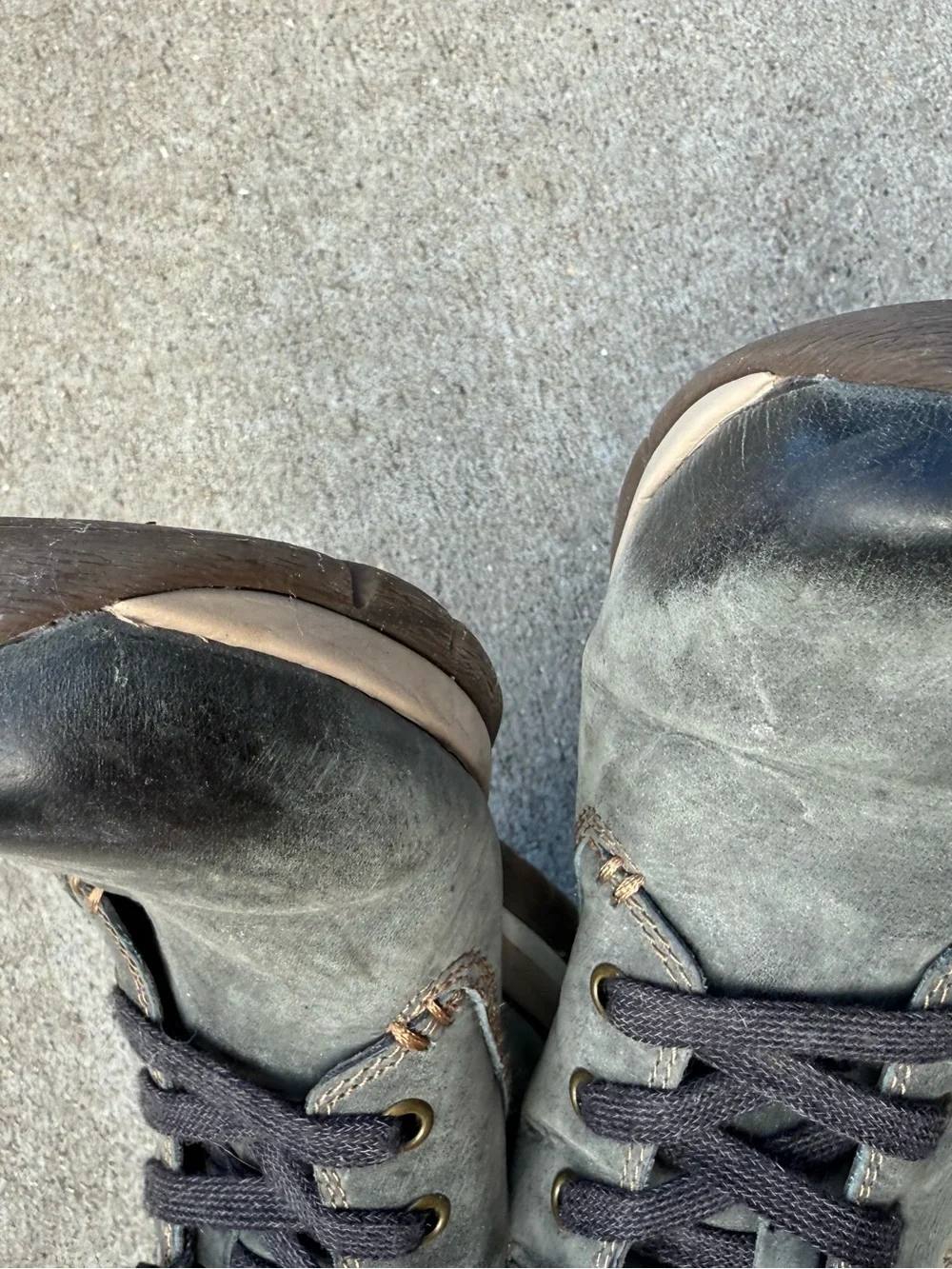 Bionica Chukka Boots in Slate Blue